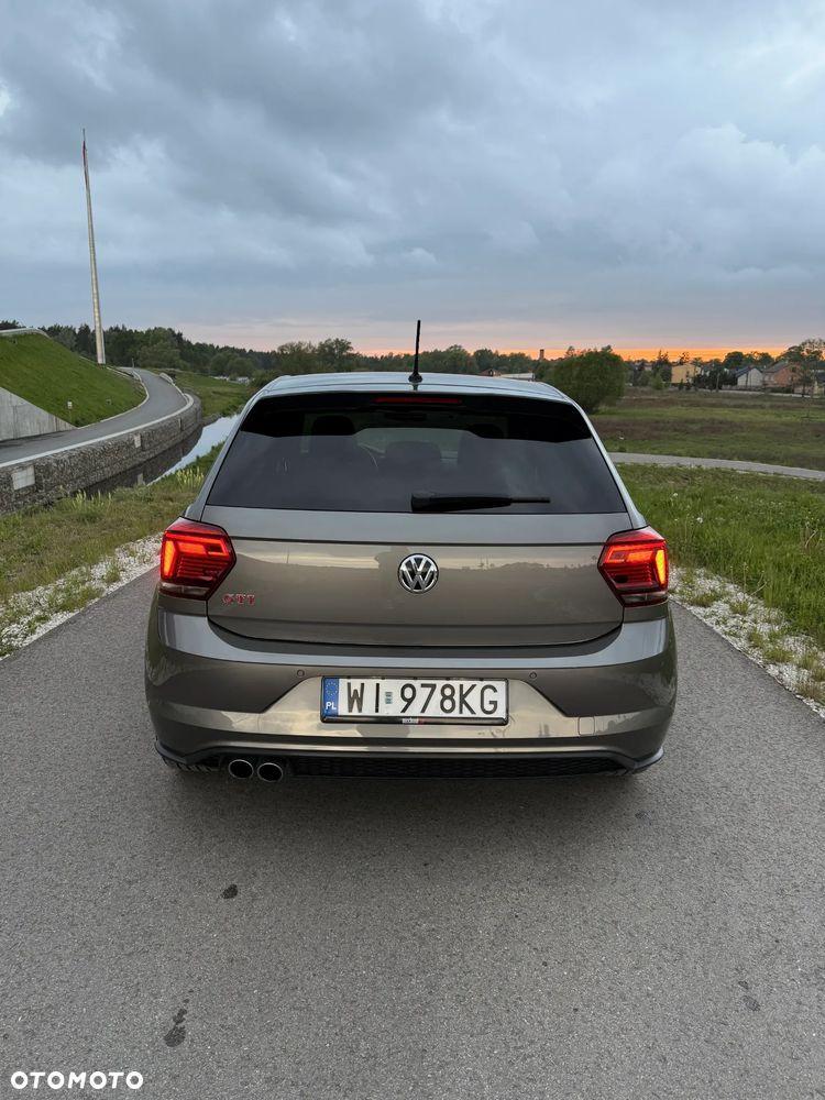 Volkswagen Polo - 3