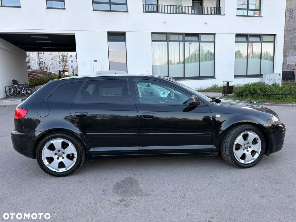 Audi A3 Sportback 2.0 TDI DPF Ambition - 4
