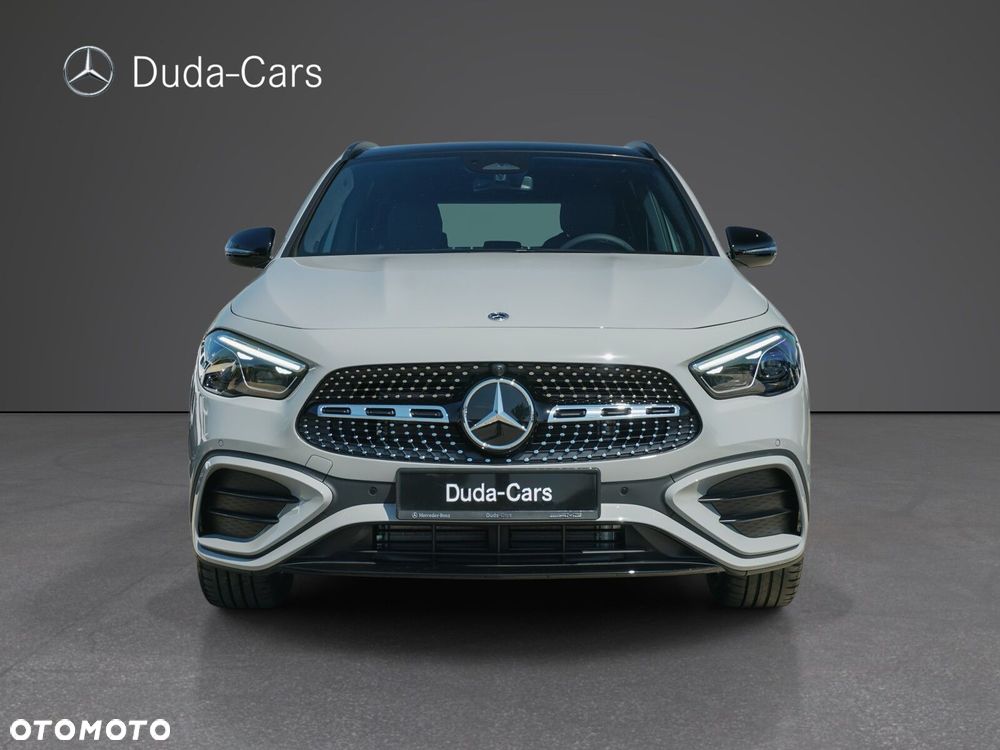 Mercedes-Benz GLA 200 d AMG Line 8G-DCT - 4