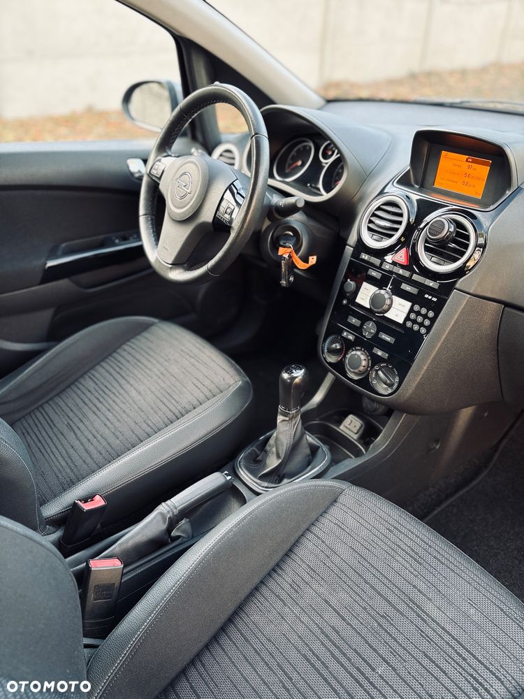 Opel Corsa - 13