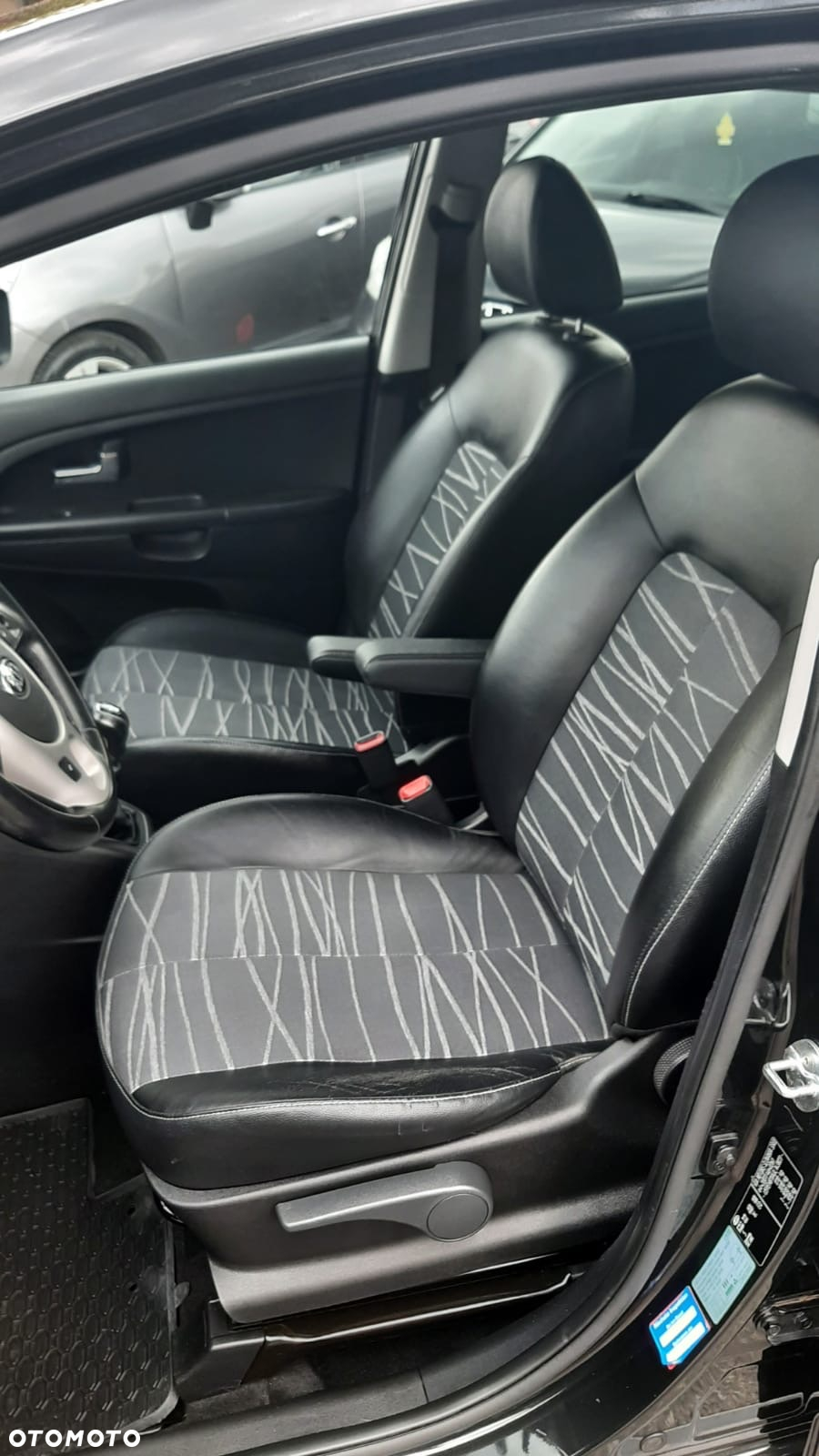 Kia Venga 1.4 CVVT ISG Spirit - 15