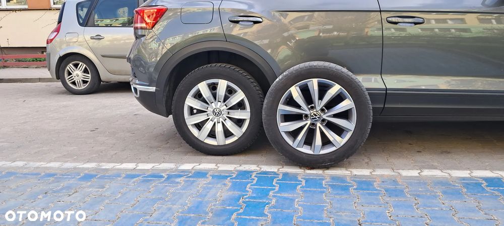 Volkswagen T-Roc 1.5 TSI ACT Advance - 8