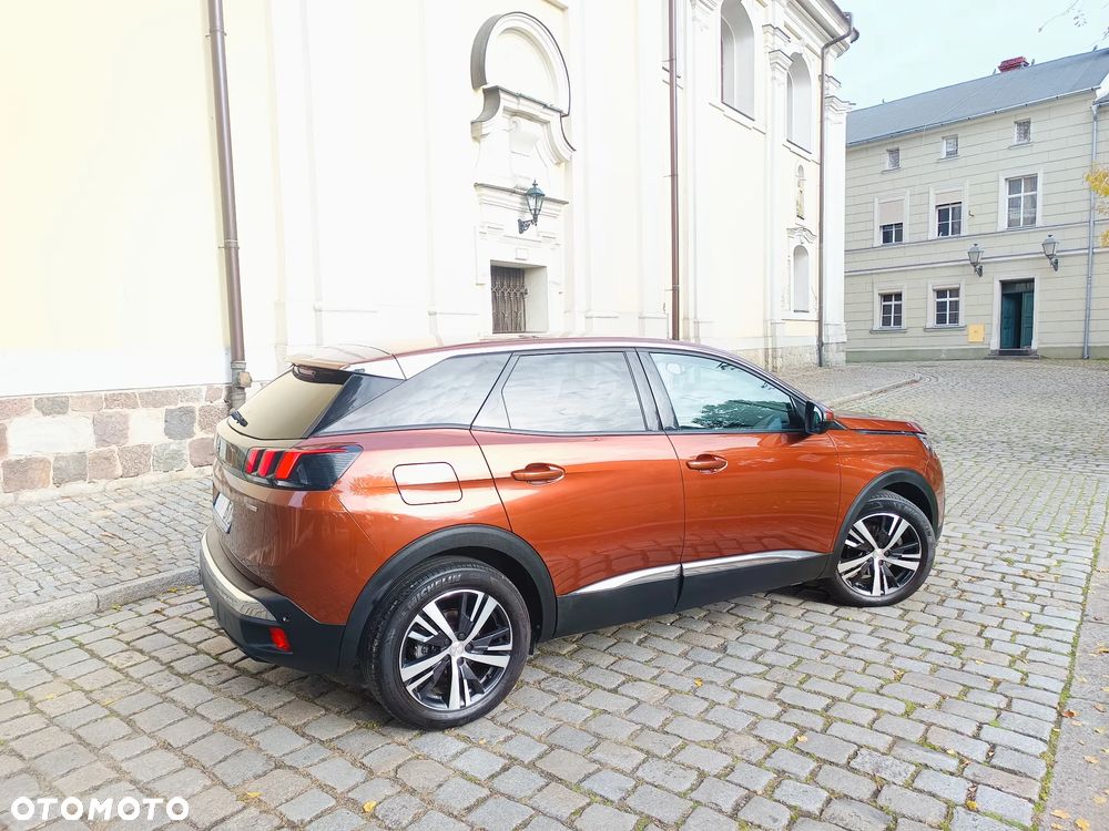 Peugeot 3008 1.2 PureTech Allure S&S - 27