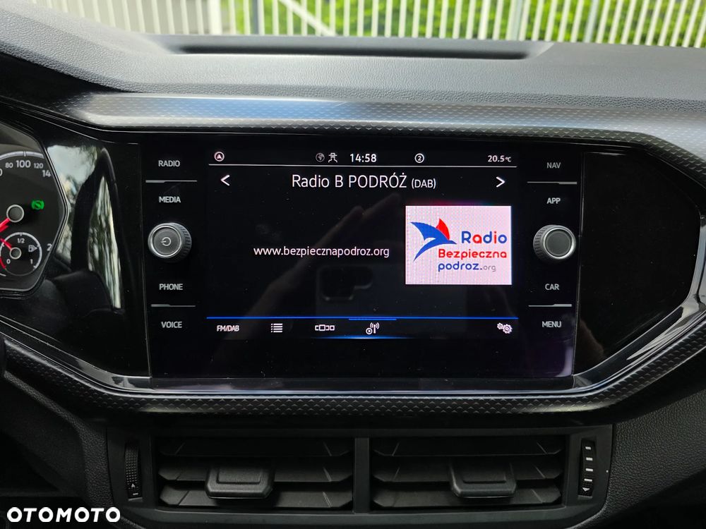Volkswagen T-Cross 1.0 TSI Life DSG - 12