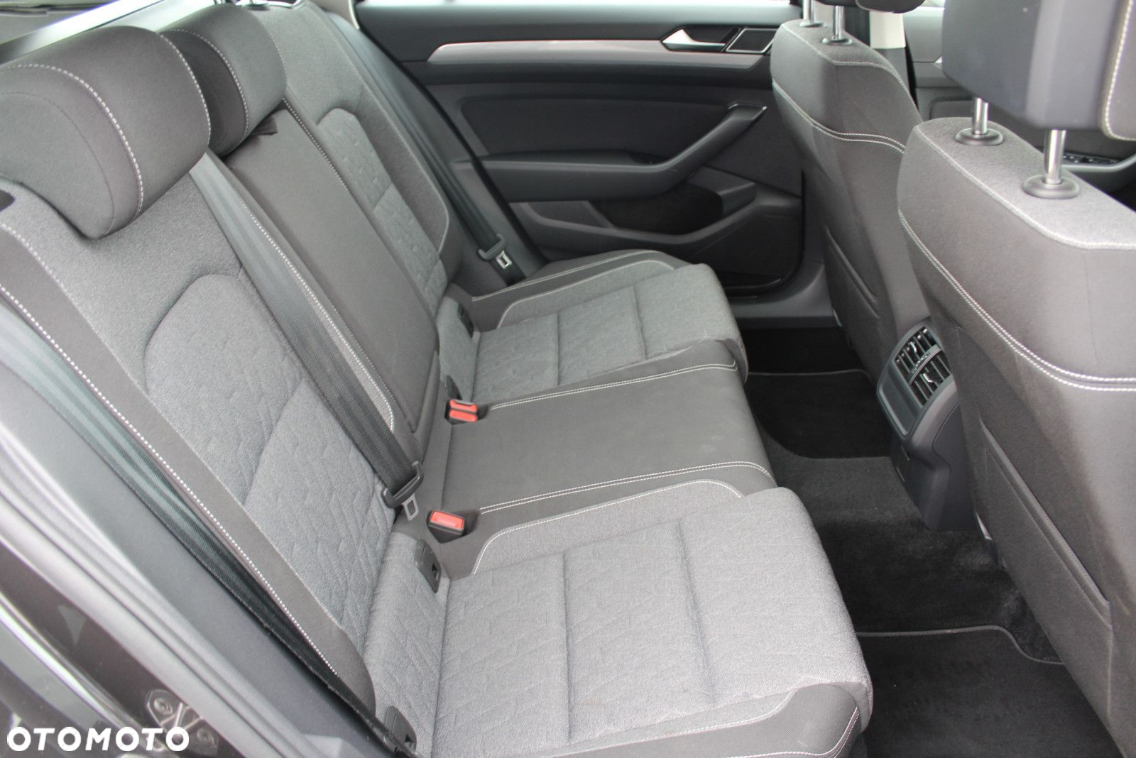Volkswagen Passat 1.5 TSI EVO Business DSG - 15