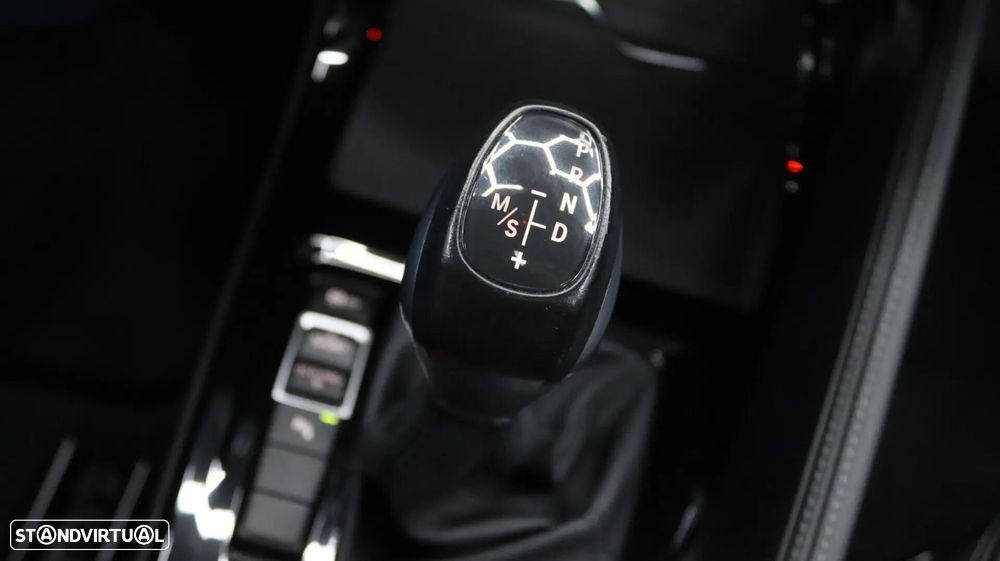 BMW X1 18 d sDrive xLine Auto - 13