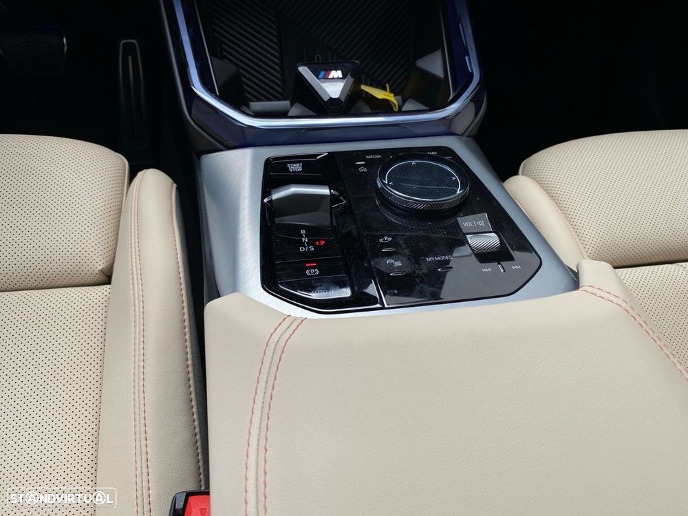BMW X3 30 e xDrive Pack M Desportivo - 15