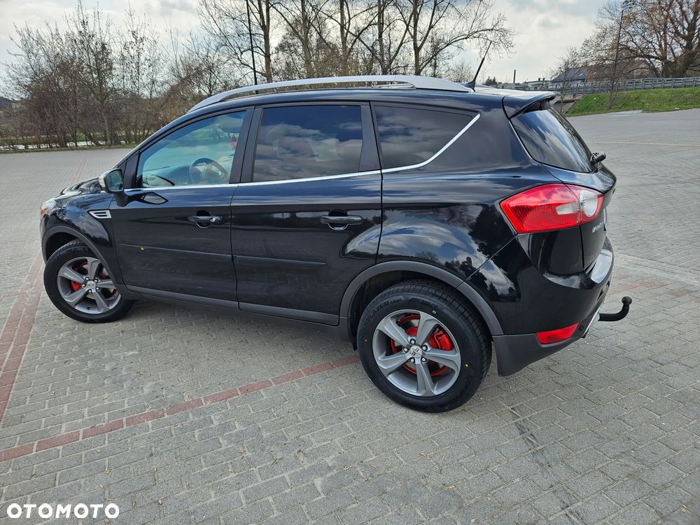 Ford Kuga 2.0 TDCi 2x4 Titanium - 28