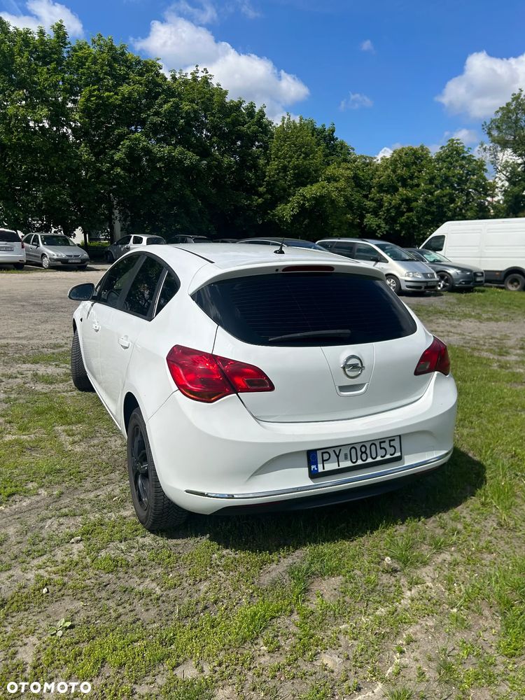 Opel Astra 1.7 CDTI Essentia - 4
