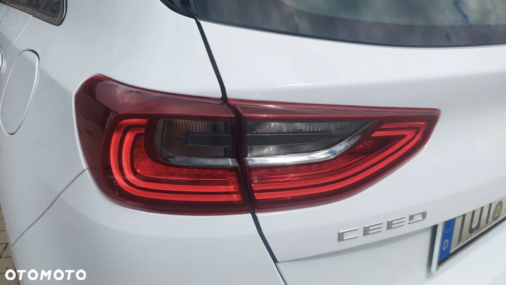 Kia Ceed 1.5 T-GDI GT-Line DCT - 16