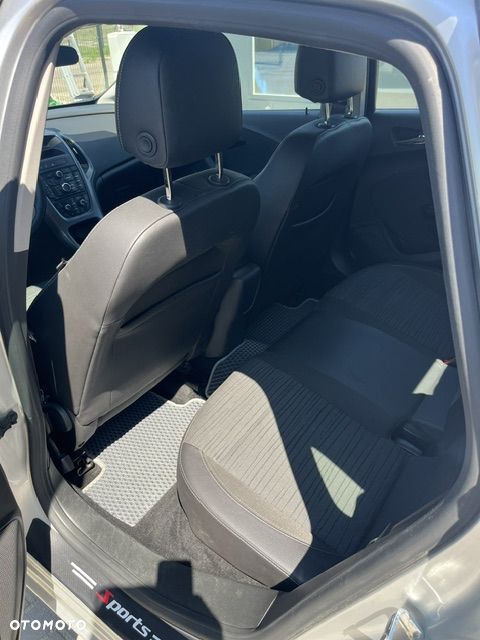 Opel Astra - 11