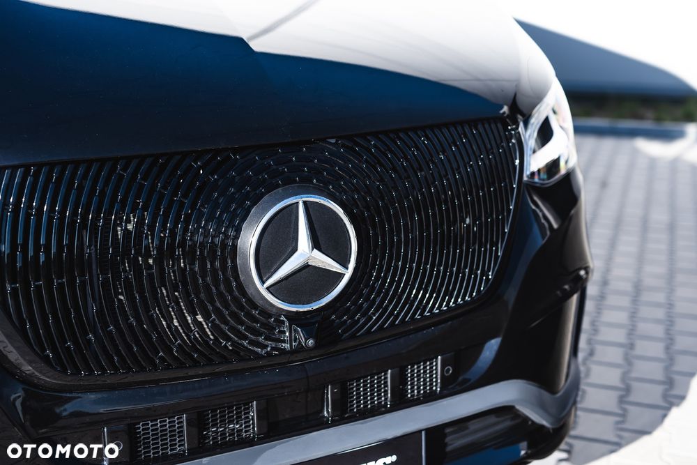 Mercedes-Benz Sprinter - 10