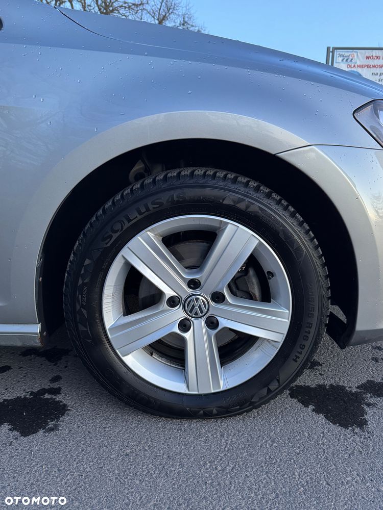 Volkswagen Golf 1.6 TDI Comfortline - 12