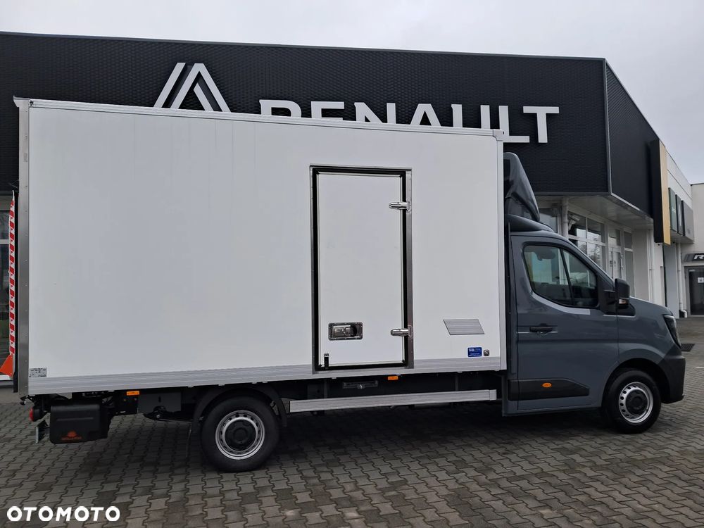Renault Nowy Master - 8
