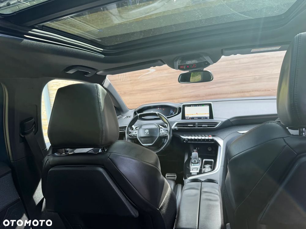 Peugeot 5008 - 22