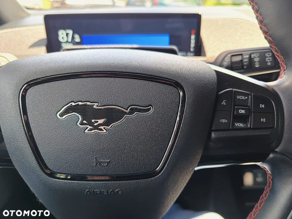 Ford Mustang Mach-E 98kWh AWD Premium - 27