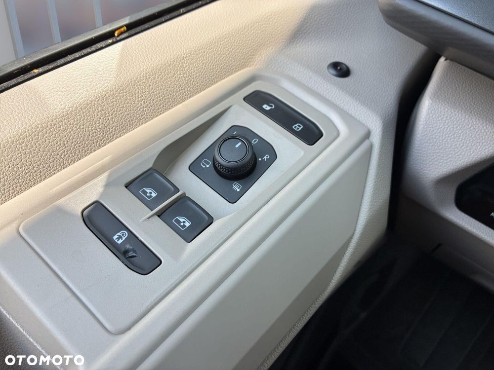Volkswagen California - 33