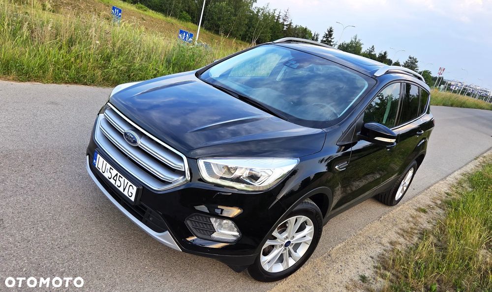 Ford Kuga 1.5 EcoBoost 2x4 Titanium