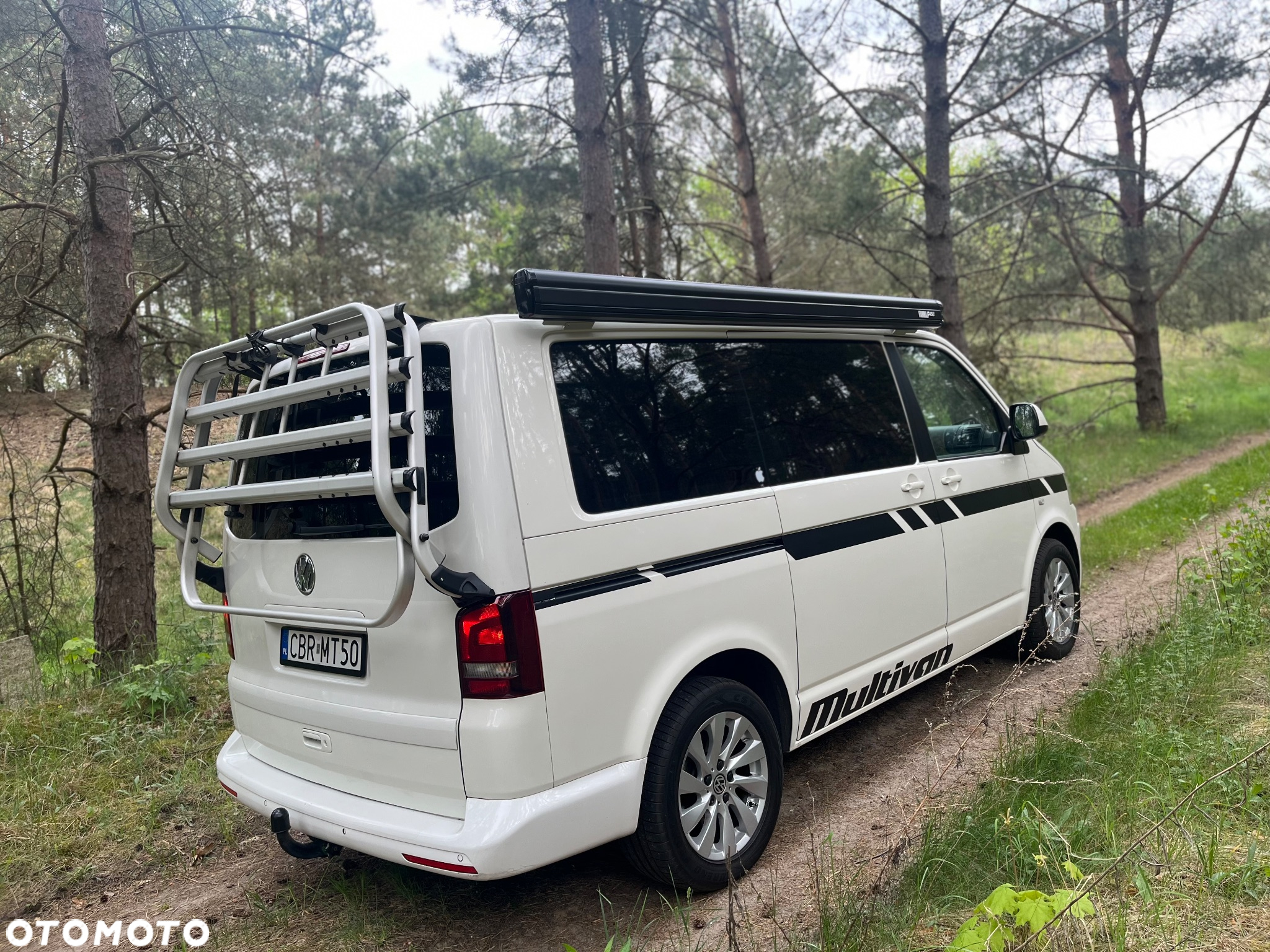 Volkswagen Multivan - 10