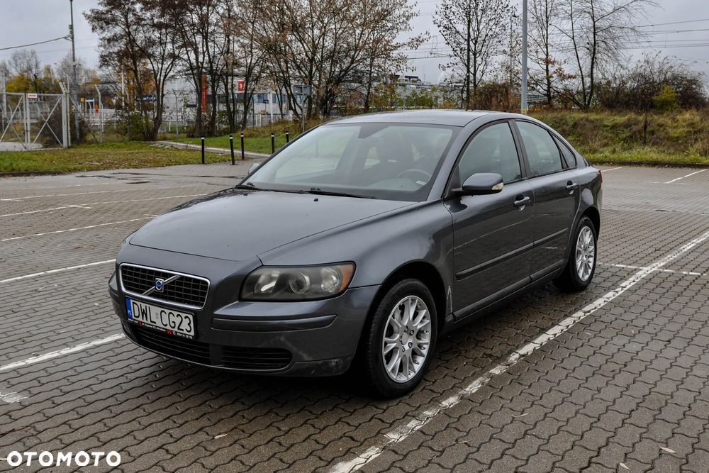 Volvo S40 - 1
