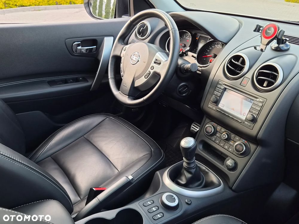 Nissan Qashqai 2.0 4x4 Tekna Premium - 20