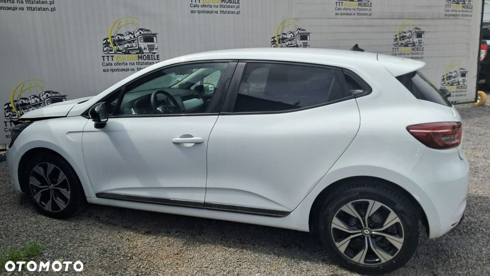Renault Clio - 16
