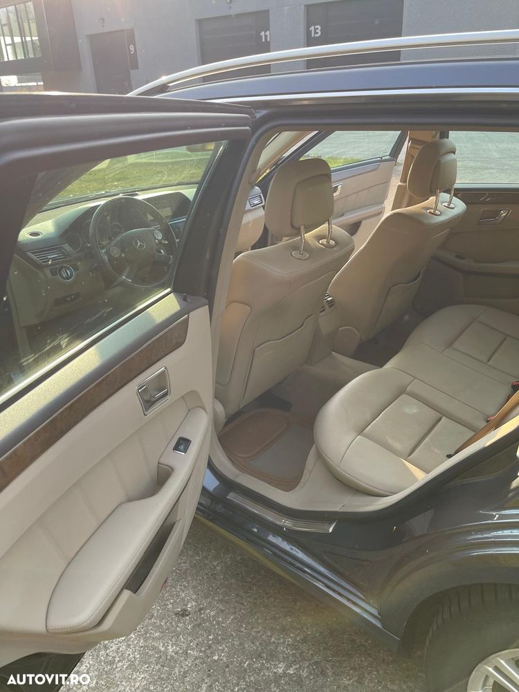 Mercedes-Benz E - 21