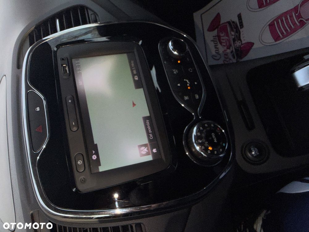 Renault Captur - 25