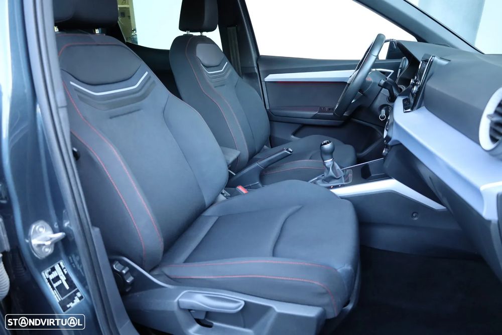 SEAT Arona 1.0 TSI FR - 46