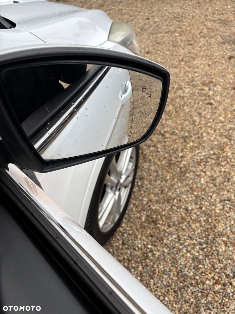 Ford Kuga 2.0 TDCi 4x4 Individual - 31