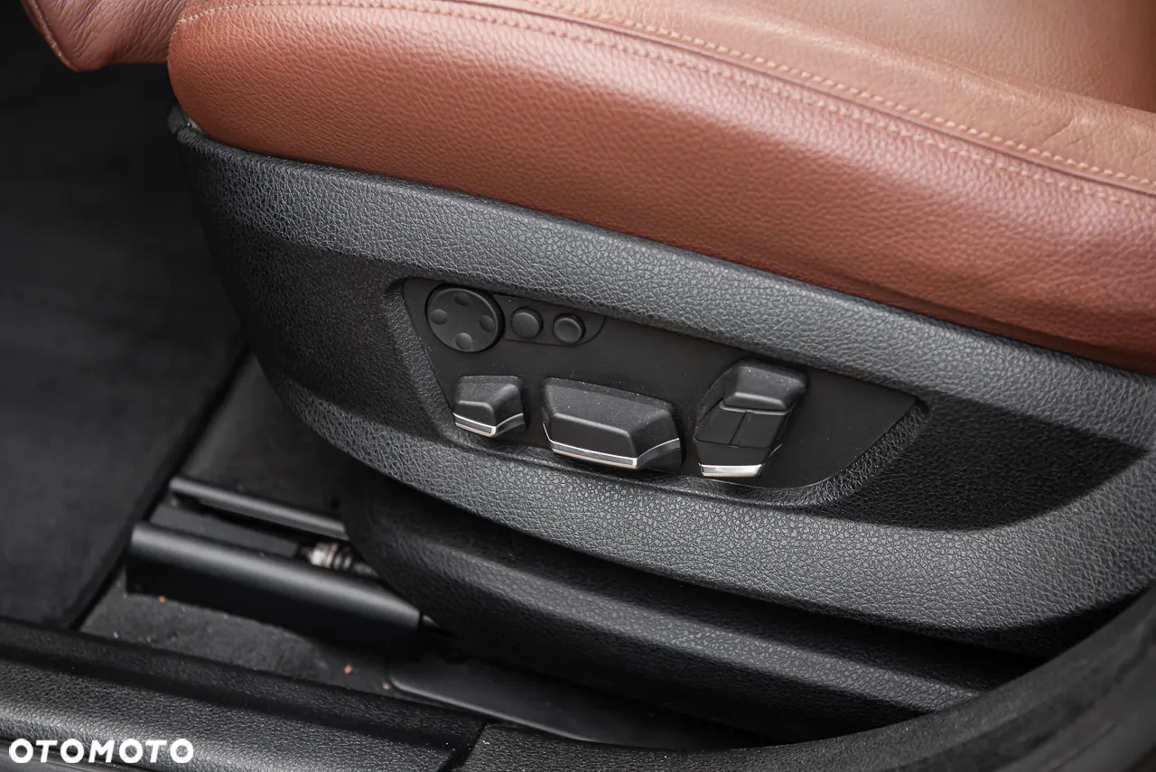 BMW 5GT 535i xDrive - 18