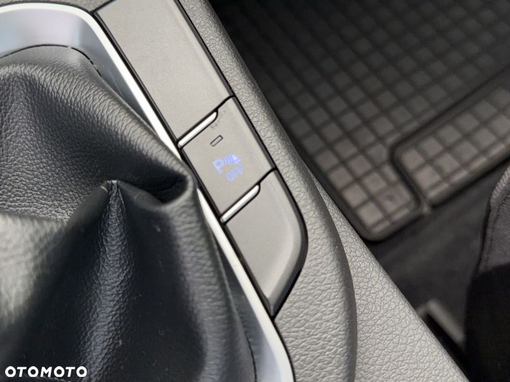 Hyundai i30 - 25