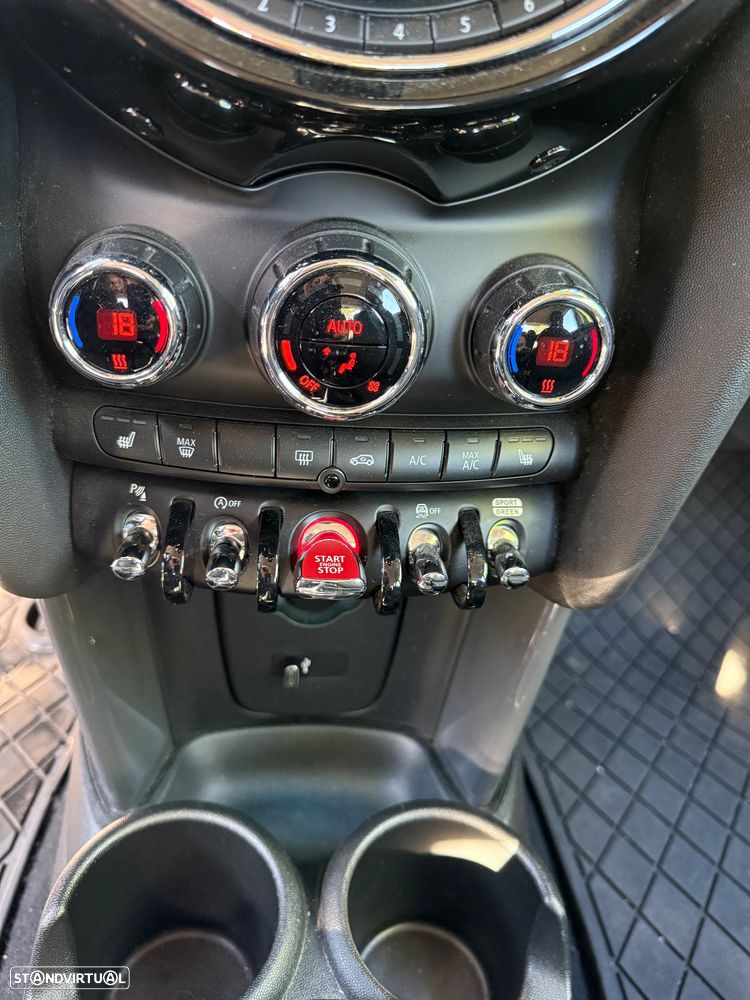 MINI 5 Portas Cooper D - 18