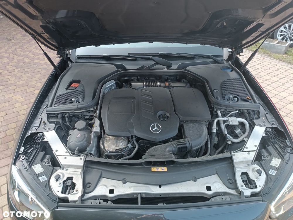 Mercedes-Benz Klasa E - 15