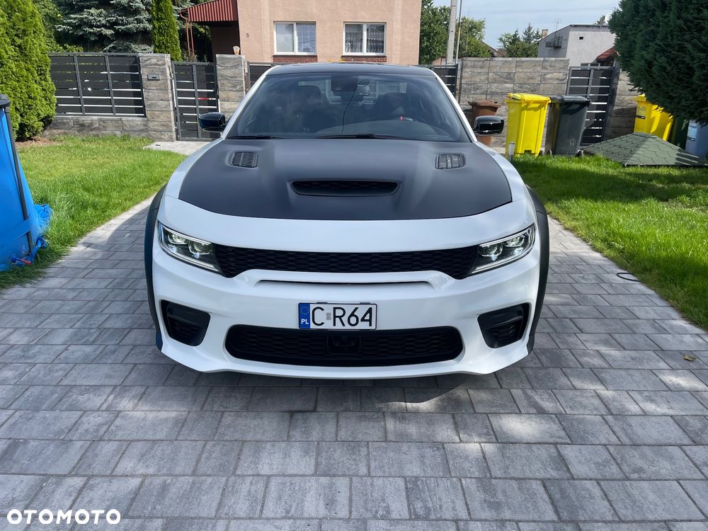 Dodge Charger 6.4 Scat Pack Widebody - 4