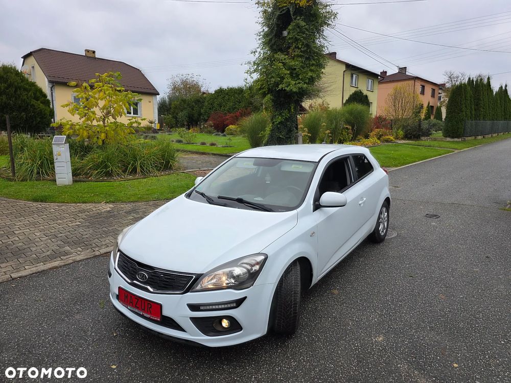 Kia ProCeed pro Ceed 1.4 CVVT Dream-Team Edition - 38