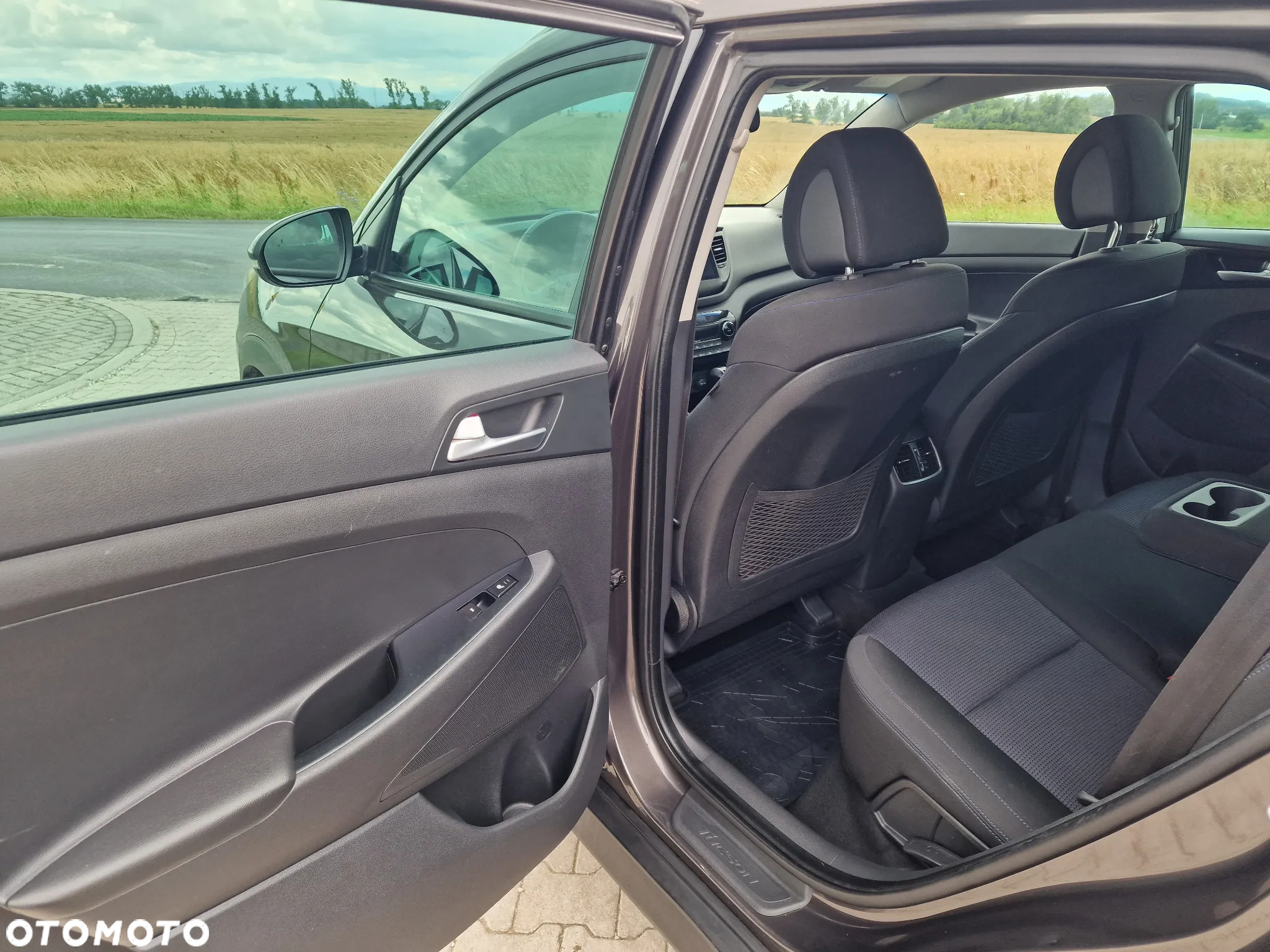 Hyundai Tucson 2.0 CRDi 4WD Automatik Style - 23