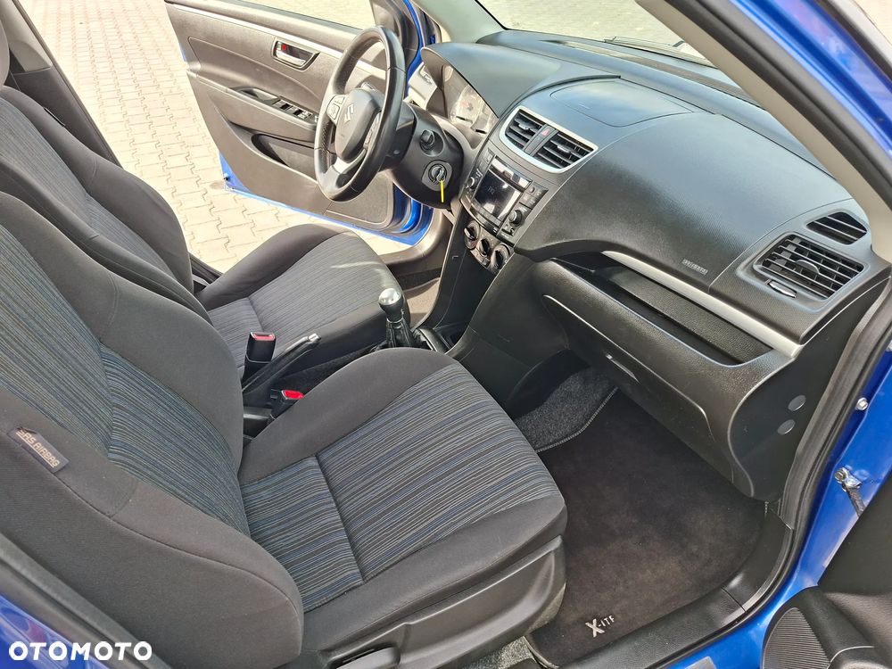 Suzuki Swift 1.2 30 Jahre - 11