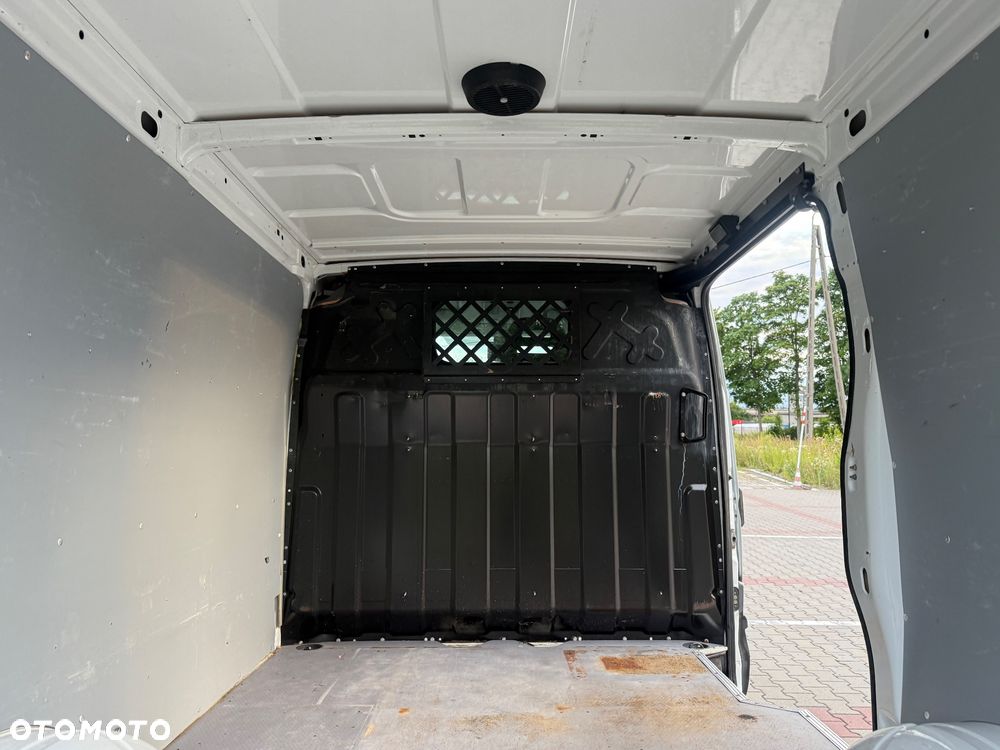 Iveco DAILY - 23
