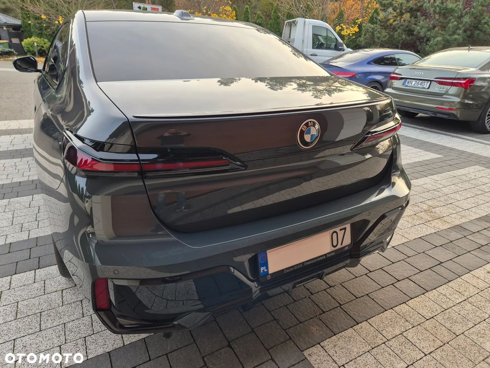BMW Seria 7 - 33