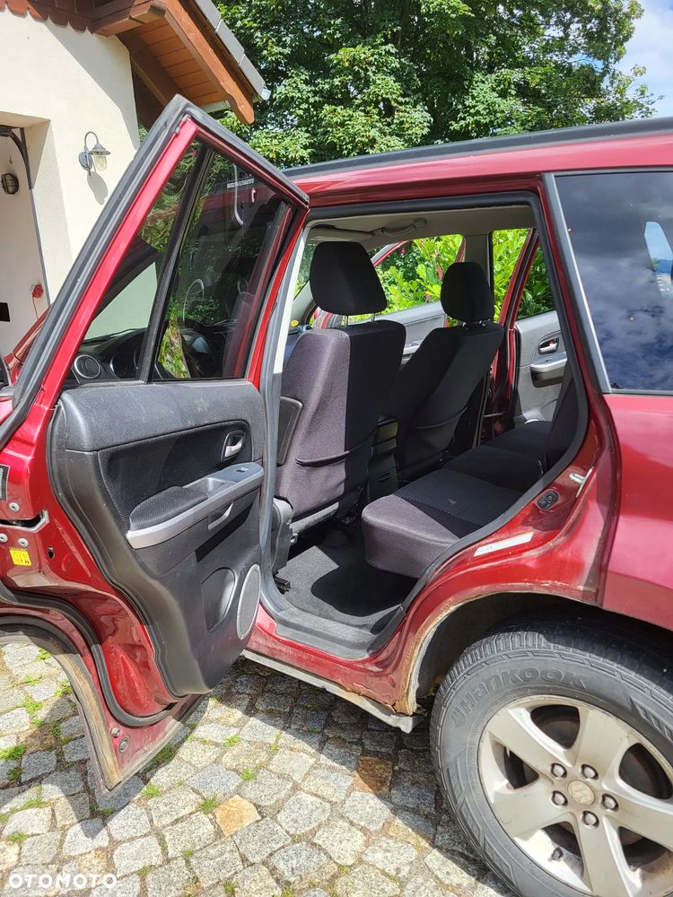Suzuki Grand Vitara 2.7 V6 - 9