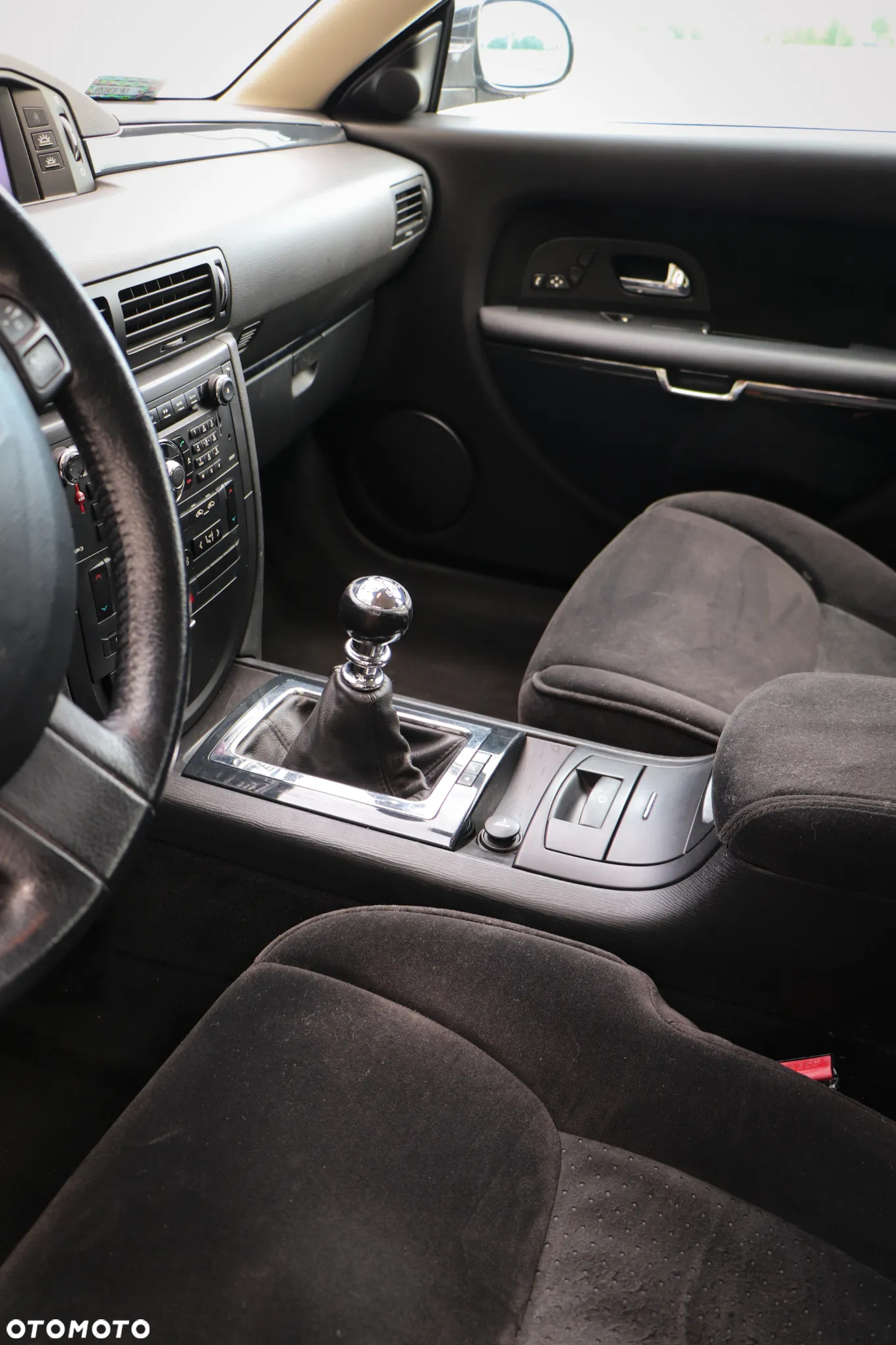 Citroën C6 2.2 HDi - 22