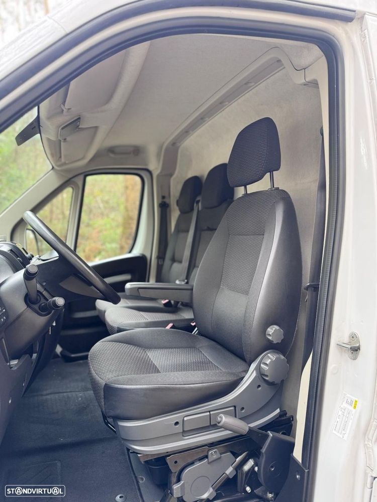 Peugeot Boxer 2.2 BlueHDi 435 L4H3 Premium - 20