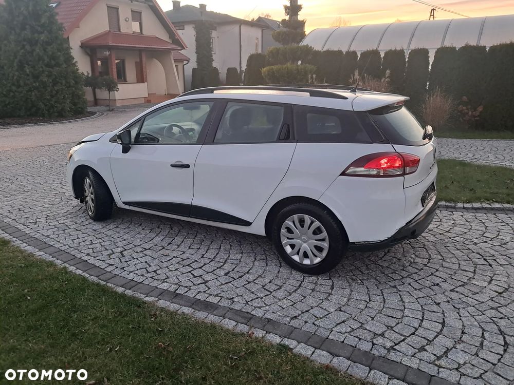 Renault Clio 1.2 16V Alize - 2