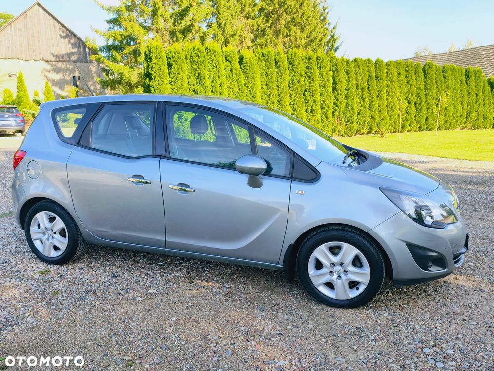 Opel Meriva 1.4 Essentia - 12