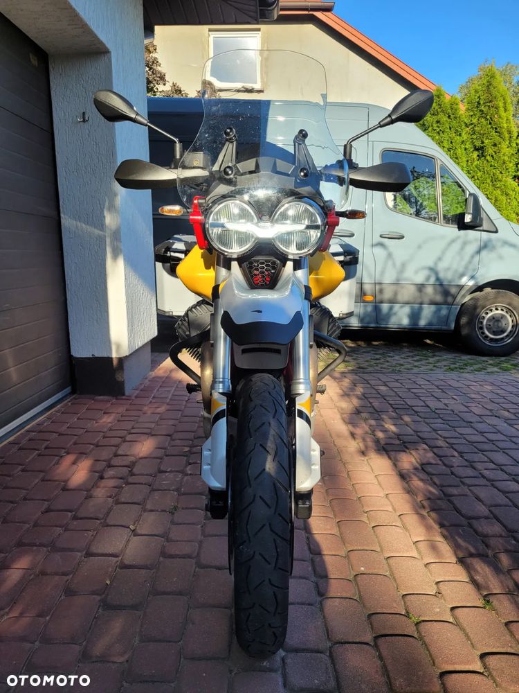 Moto Guzzi V85 - 10