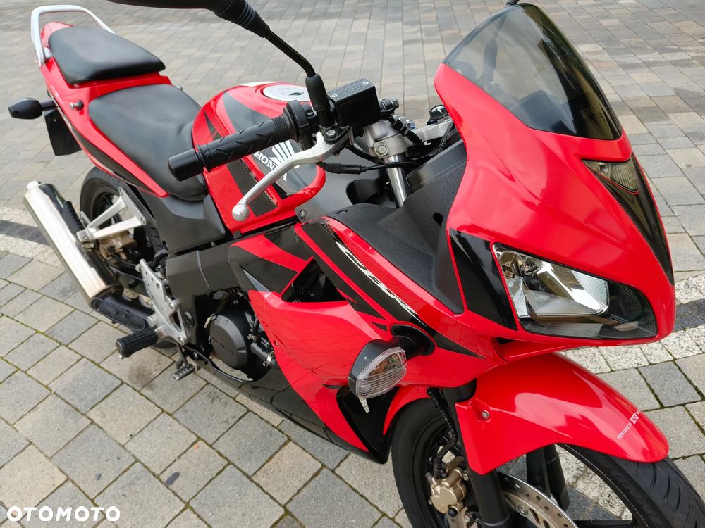 Honda CBR - 8