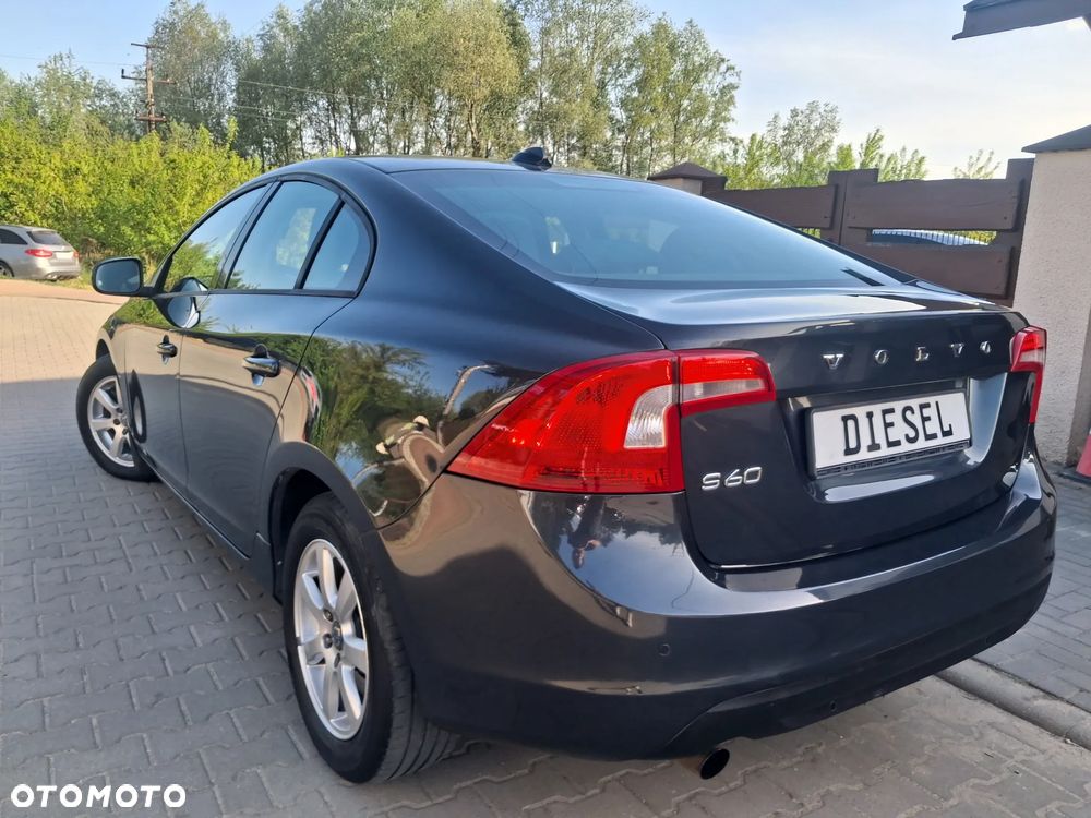 Volvo S60 DRIVe Kinetic - 30