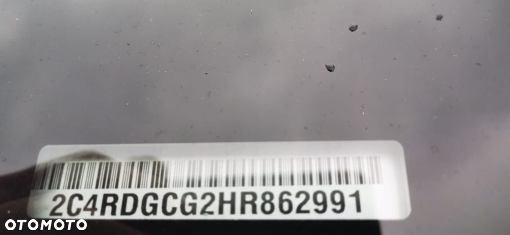 Dodge Grand Caravan - 17