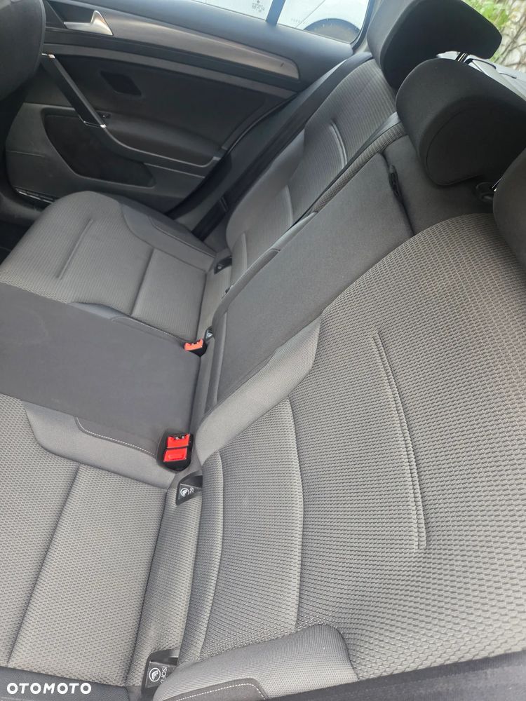 Volkswagen Golf 1.6 TDI (BlueMotion Technology) DSG Trendline - 11